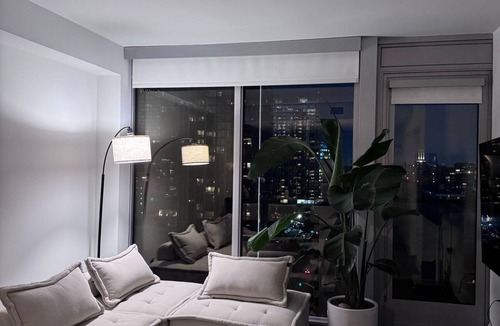 Financial District Apartment | Luxury Skyline in the heart of DTLA