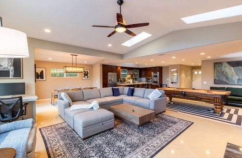 South Oceanside House | Luxury Surf & Legoland Paradise | 5-Star Beach Gem
