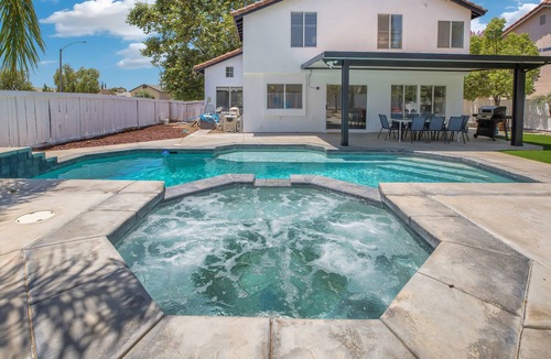 Riverside House | Luxury Tropical Modern Villa Pool Jacuzzi Game Room