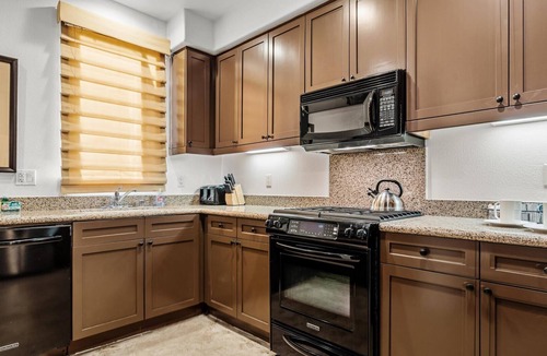 La Quinta Villa | LV203 Downstairs 2 Bedroom Villa a Short Walk to the Main Pools & Fitness Center