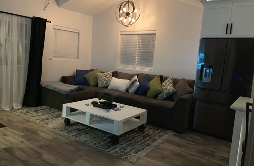 Marina Peninsula House | Magical Marina Beach Bungalow 3 minute walk to sand and beach.