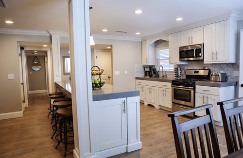 Hermosa Village House | Magnificent Pool/Jac Home: 2 EnSuites, Walk2Disney