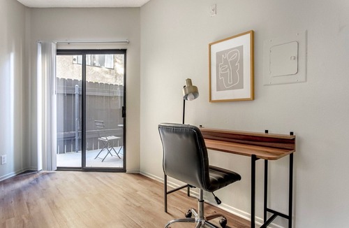 Westwood Apartment | Magnificent Westwood 1BR, close to UCLA, by Blueground