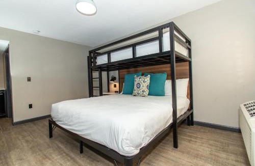Anaheim Resort Hotel | Magnolia Tree Hotel-Maingate/Anaheim Convention Center