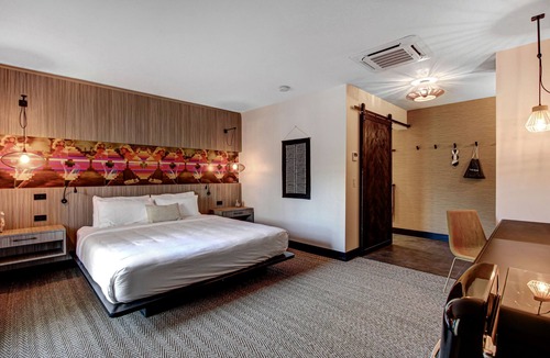 Little Tuscany Hotel | Mahala 21 and Over