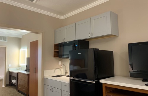 Santa Ana Hotel | MainStay Suites John Wayne Airport by Choice Hotels