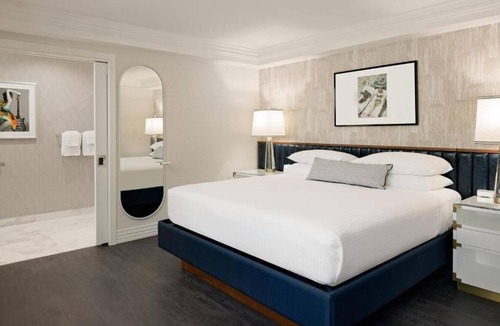 Tri-West Hotel | Make Your Trip More Enjoyable! Rooftop Pool, Onsite Parking, Pet-friendly