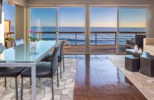 Malibu House | Malibu Beach House 70 ft Of Sand On Private Beach