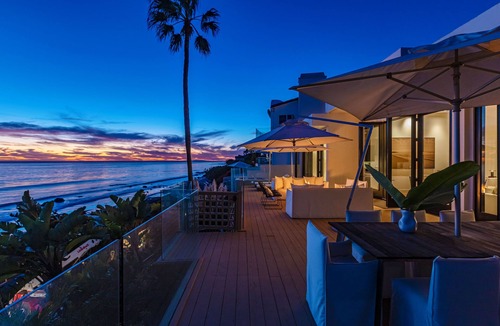 Western Malibu House | Malibu Luxury Private Modern Oceanfront Beach House