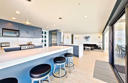 Eastern Malibu House | Malibu Modern Paradise , Ocean front, Amazing Ocean Views, with Spa