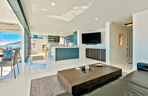 Eastern Malibu House | Malibu Modern Paradise , Ocean front, Amazing Ocean Views, with Spa