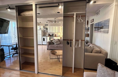 El Porto Apartment | Manhattan Beach Beachfront On The Strand