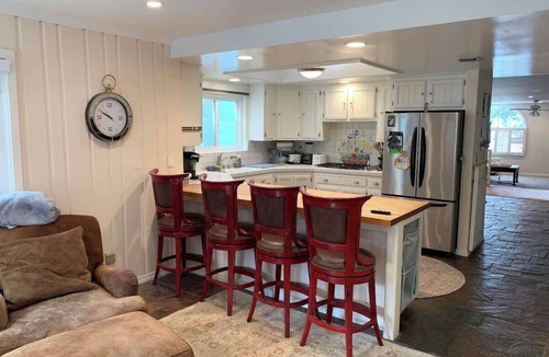 Old Towne House | Marbella Lane - 3BR Coastal Charm in Seal Beach