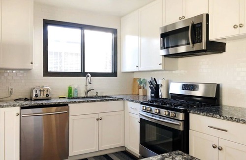 Serramonte House | @ Marbella Lane - 3BR Stylish House near SF