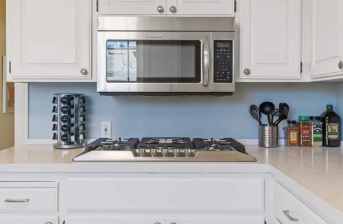 Redwood City House | @ Marbella Lane - Modern and Sleek Home in Redwood