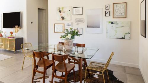 La Quinta Cove House | Marilyn by AvantStay Mins to Old Town La Quinta
