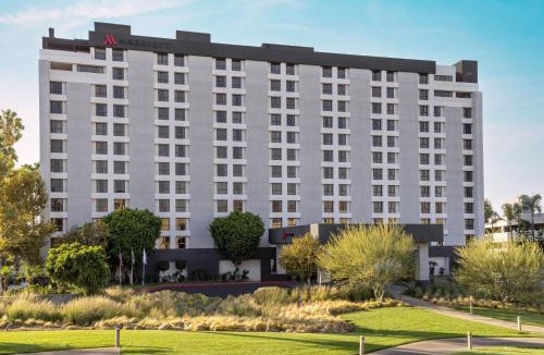 Downtown Riverside Hotel | Marriott Riverside at the Convention Center