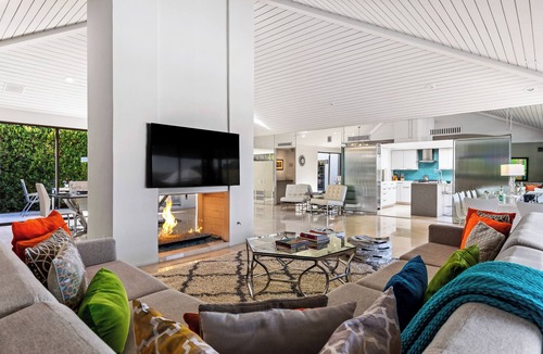 Historic Tennis Club House | Martini Modern – Luxury Retreat w/Pool & Views
