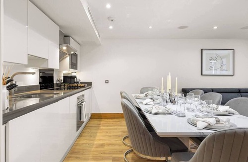 St. Johns Wood Apartment | Marylebone's Gold - 3 Bed