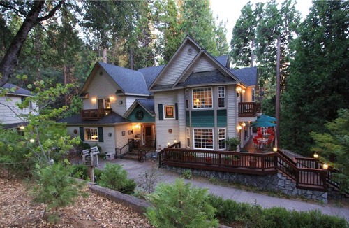 Twain Harte Bed & Breakfast | McCaffrey House Bed and Breakfast Inn