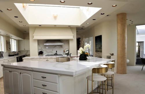 Cowan Heights Villa | Mesa Bella: 26K sqft. private celebrity hilltop resort