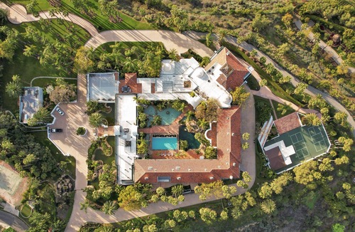 Cowan Heights Villa | Mesa Bella: 26K sqft. private celebrity hilltop resort