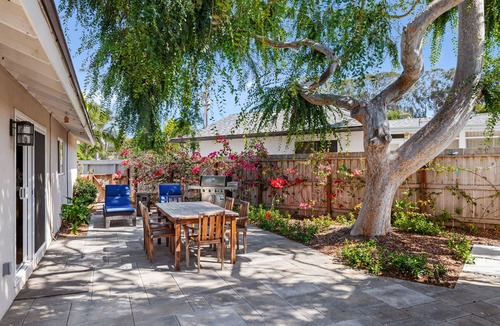 West Mesa House | Mesa Jewel: Private 3BR Home w/Hot Tub, Yard & Walk to Beach