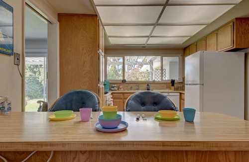 Hermosa Village Bed & Breakfast | Mickey’s Playhouse-Steps From Disney-Free Parking