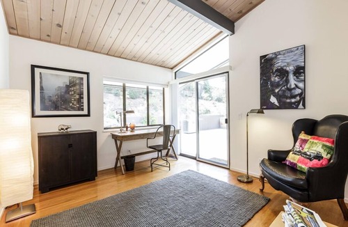 Belvedere Tiburon House | Mid-Century home with beautiful views, deck, & rear fenced-in patio