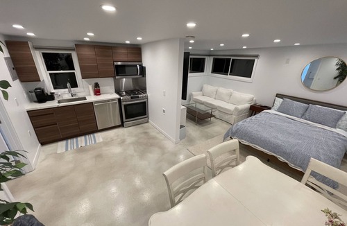 Capistrano Beach Apartment | Mid-Century Meets the Beach