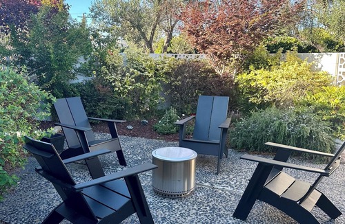 Roseville - Fleet Ridge House | Mid-Century Ranch- by the Beach