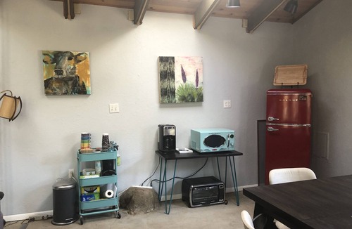 Dunlap House | Mid-Mod Boutique Vineyard Guesthouse