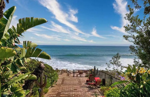 Malibu House | Miles Davis Oceanfront Retreat