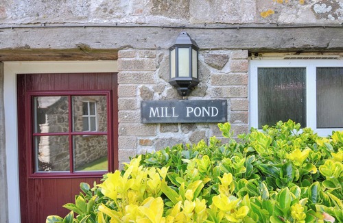 Port Isaac Cottage | MILL POND, pet friendly, with a garden in St Minver