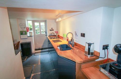 Coniston Cottage | Milldam Cottage, Coniston - a cottage that sleeps 4 guests in 2 bedrooms