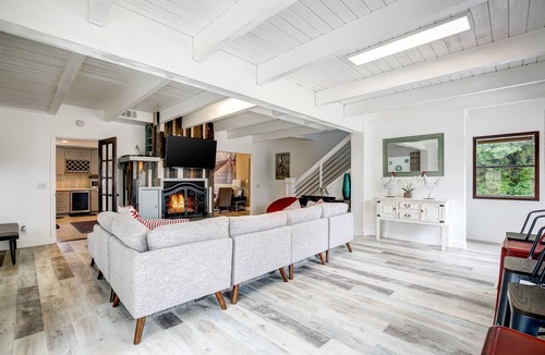 Riverview West House | Mini Villa close to beaches Disneyland and much more!