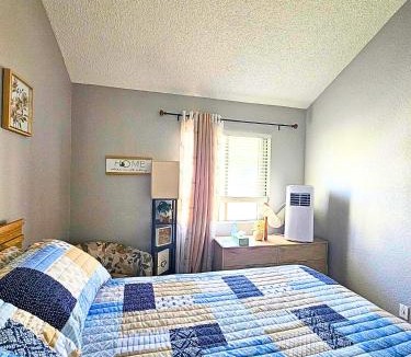 Lawndale House | Minsa - Peaceful Home near LAX DTLA & Free Parking