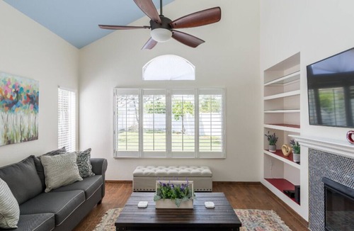 Loma Linda House | Minutes away from Loma Linda Hospital/University & Redlands!