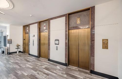 Lacy Apartment | Modern 1BR Apartment with Gym Access & Free Parking 10mins to Disneyland
