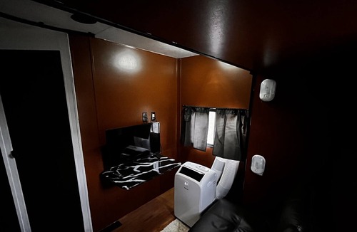 Fontana House | Modern 2-bedroom RV with Wi-Fi and workspace room