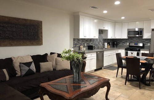Downtown House | Modern 3 bed 2 bath by the Beach Pets ok!
