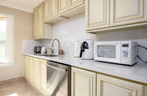 Chino House | Modern 4BR Retreat with Charming Interiors&Comfort