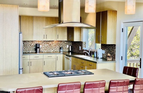 Lake Arrowhead House | Modern 6 bedroom retreat, stunning lake views, close to village!