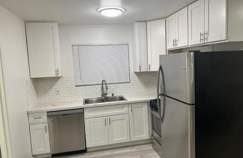 La Mesa Apartment | Modern and charming 1 bed first floor apartment