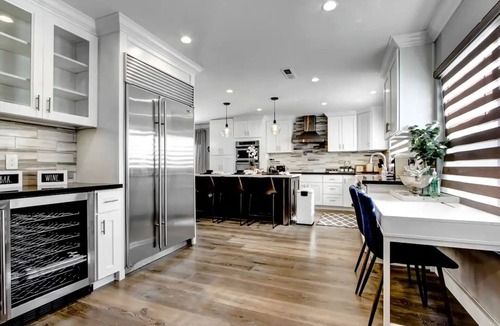 Fullerton House | Modern and Stylish 4-bedroom Home