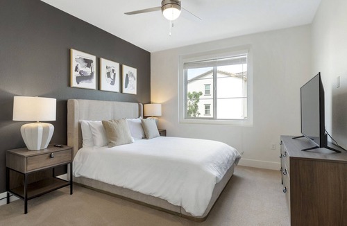 Mira Loma Apartment | Modern Apartment in Prime Location (ID1018X984)