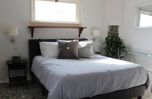 Point Loma House | Modern Bungalow Home Minutes From Beach