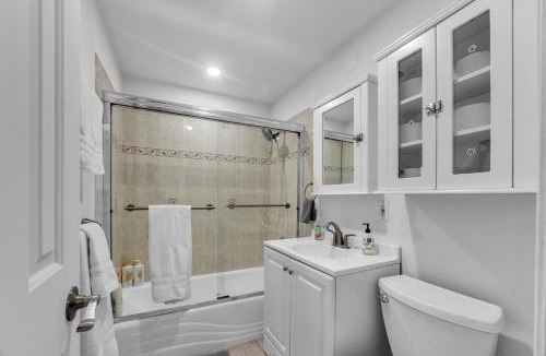 Midway City House | Modern Cali Comfort- Spacious 3BR Home Near Disneyland & Beaches