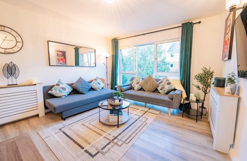 Cathays Apartment | Modern & Central 2 Bedroom Apartment Free Parking