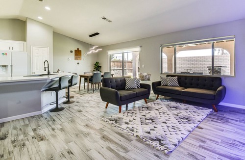 Coachella House | Modern Coachella Vacation Home ~ 3 Mi to Festivals